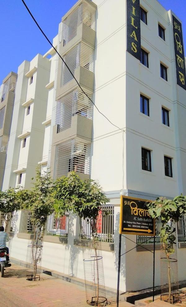 Braj Villas Vrindavan Bagian luar foto