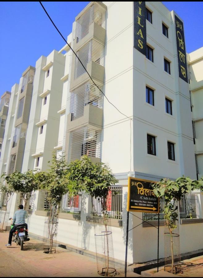 Braj Villas Vrindavan Bagian luar foto